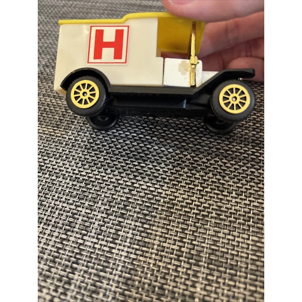 Vintage Readers Digest #304 Ford Model T Die-Cast Car 1:64 Scale No Box